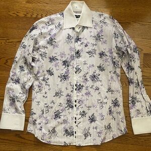 Bertigo fun dress shirt great for summer or winger with jean or slacks